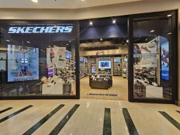 SKECHERS